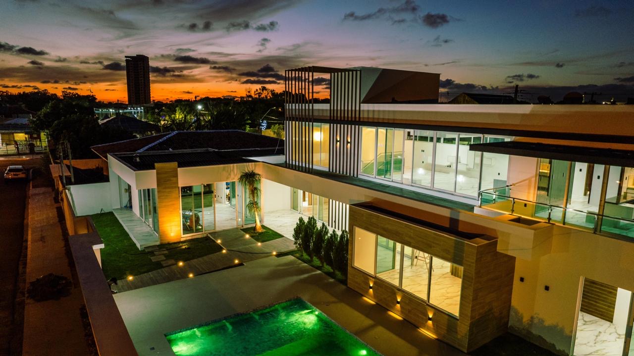 Imagem Casa de Condomínio com 5 Quartos à Venda, 710 m² em Gruta de Lourdes - Maceió
