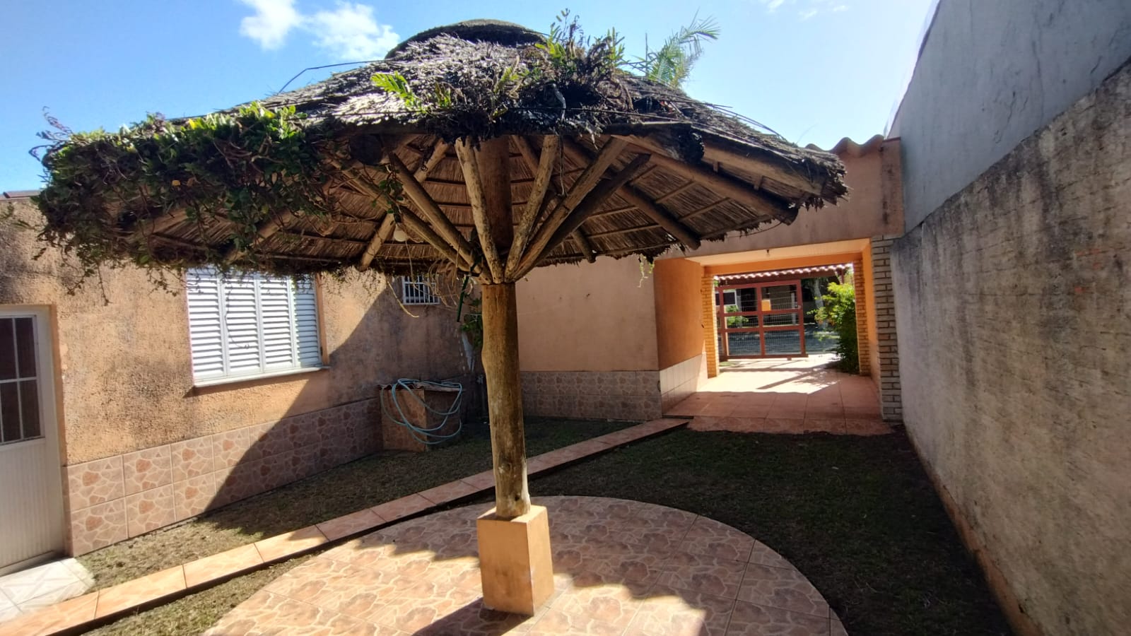 Imagem Casa com 2 Quartos à Venda, 114 m² em Jardim Atlântico - Tramandaí
