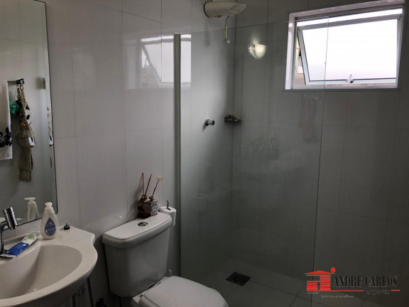 Sobrado com 4 Quartos à Venda, 150 m² em Jardim Roberto - Osasco