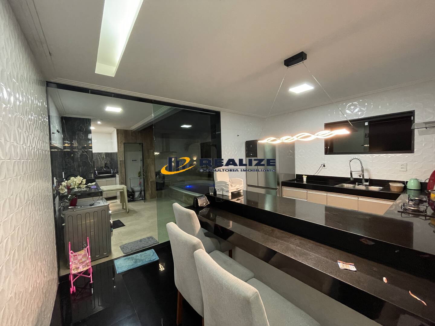 Imagem Casa com 4 Quartos à Venda, 210 m²em Parque Tropical - Campos dos Goytacazes