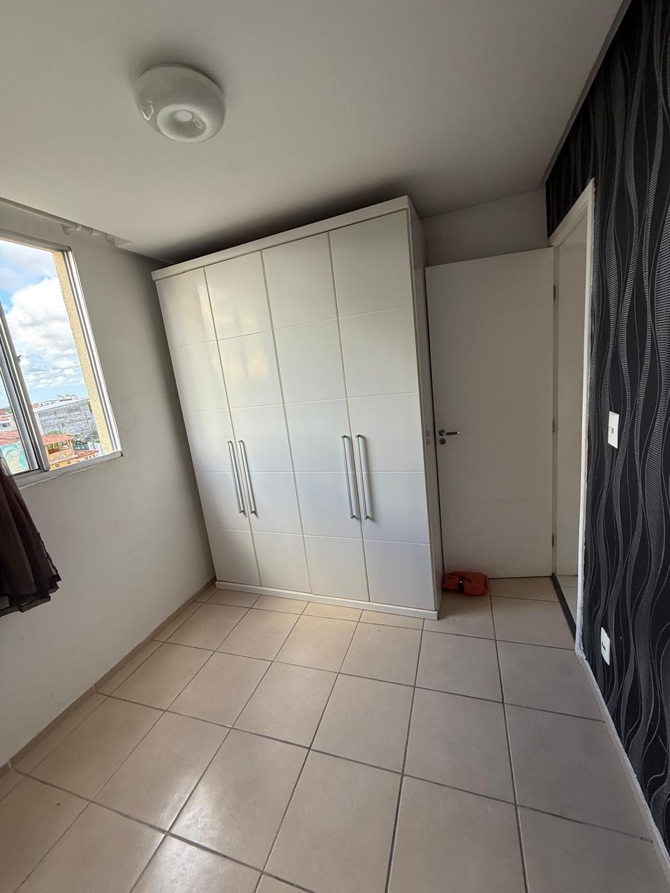 Imagem Apartamento com 2 Quartos à Venda, 65 m² em Centro - Lauro de Freitas