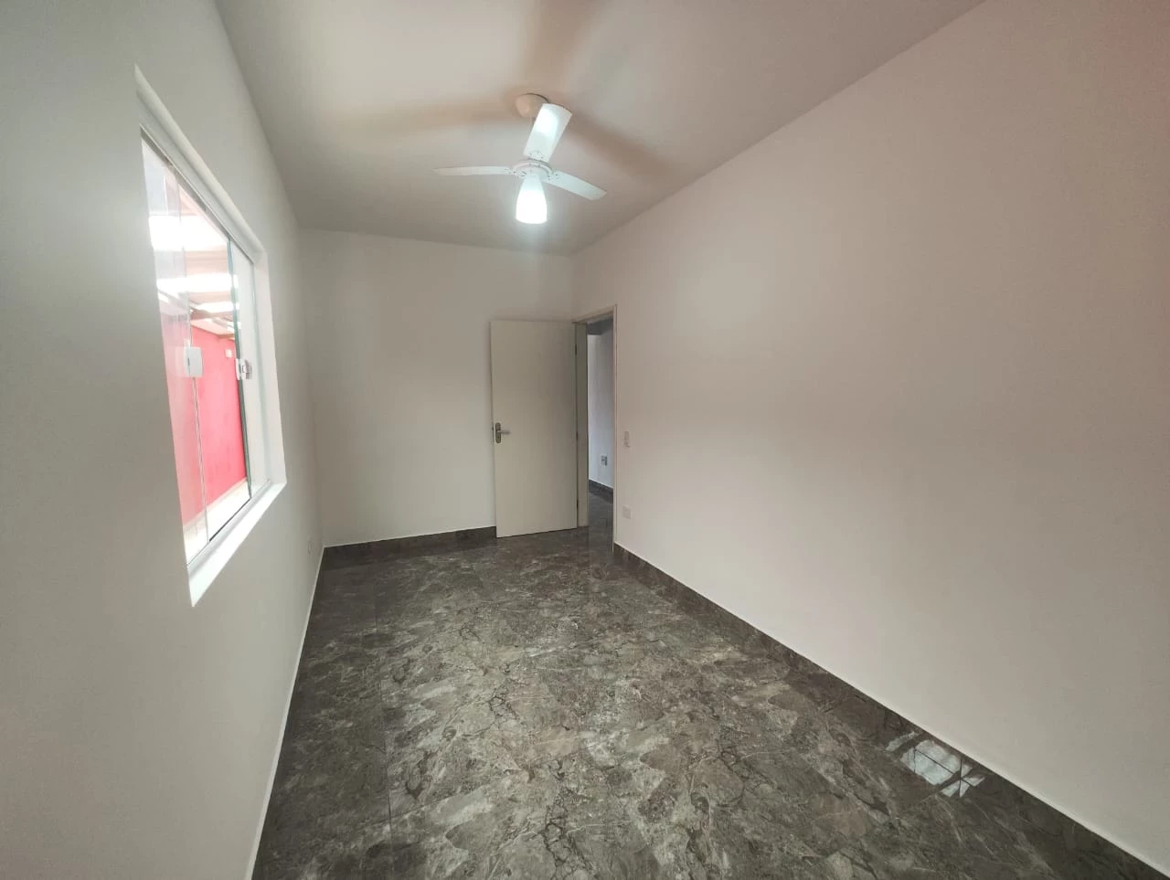 Foto do imóvel: Casa com 2 Quartos para Alugar, 64 m² em Parque Santana - Mogi das Cruzes