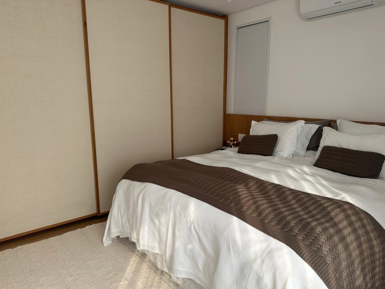 Imagem Apartamento com 3 Quartos à Venda, 176 m²em Cerqueira César - São Paulo