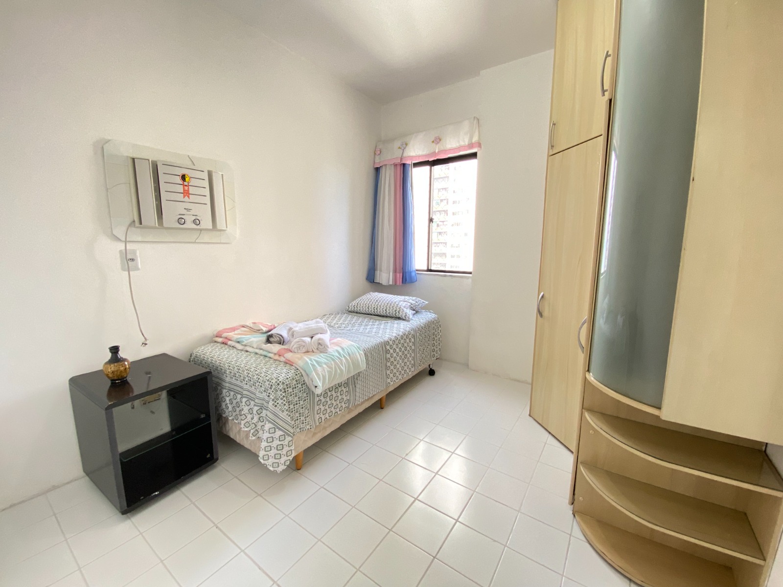 Imagem Apartamento com 3 Quartos para Alugar, 82 m²em Boa Viagem - Recife