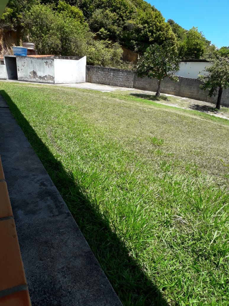 Imagem Casa com 4 Quartos à Venda, 42.400 m² em Fragoso - Olinda