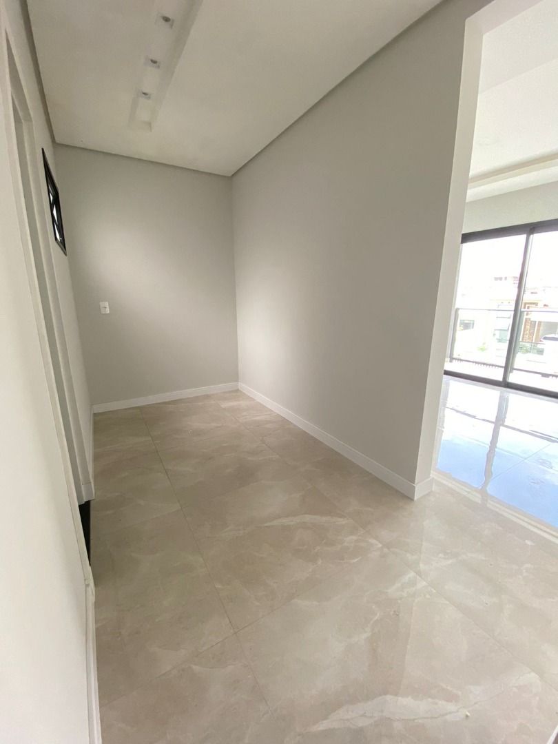 Imagem Sobrado com 3 Quartos à Venda, 90 m²em Areias - Tijucas