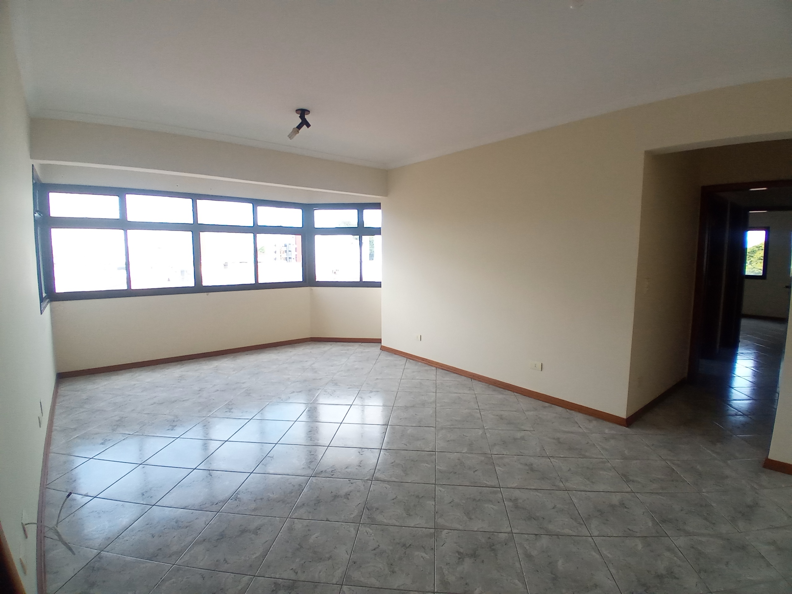 Apartamento com 2 Quartos à Venda, 75 m²em Centro - Taubaté