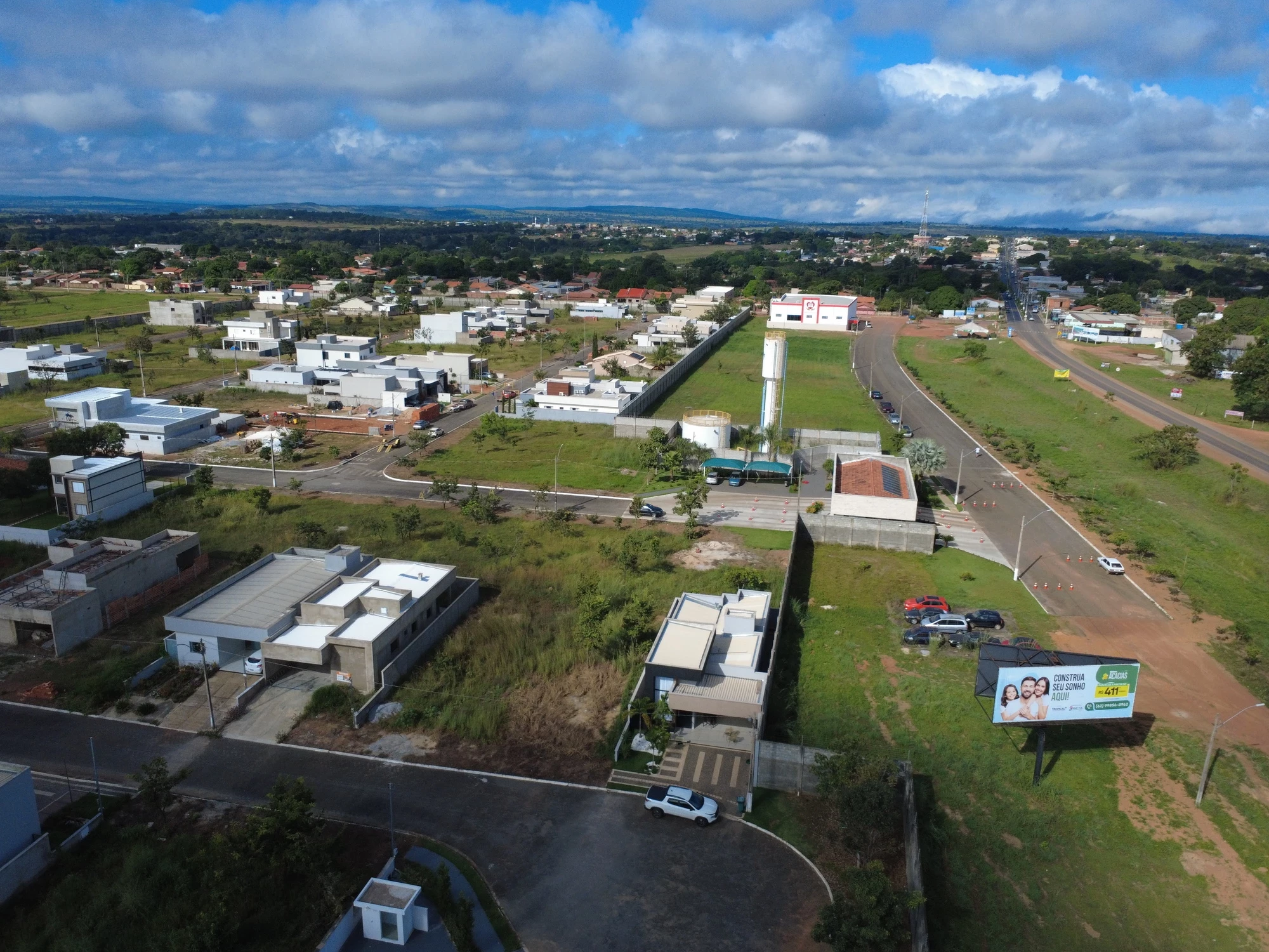 Imagem Terreno em Condomínio à Venda, 250 m² em Aragoiânia - Aragoiânia