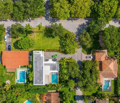 Foto do imóvel: Casa com 5 Quartos à Venda, 387 m²em Alphaville Residencial Um - Barueri