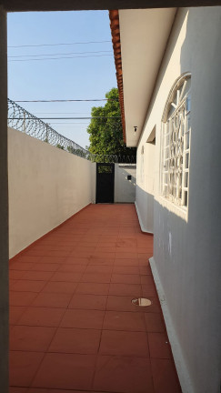 Imagem Casa com 3 Quartos à Venda, 312 m² em Presidente - Araçatuba
