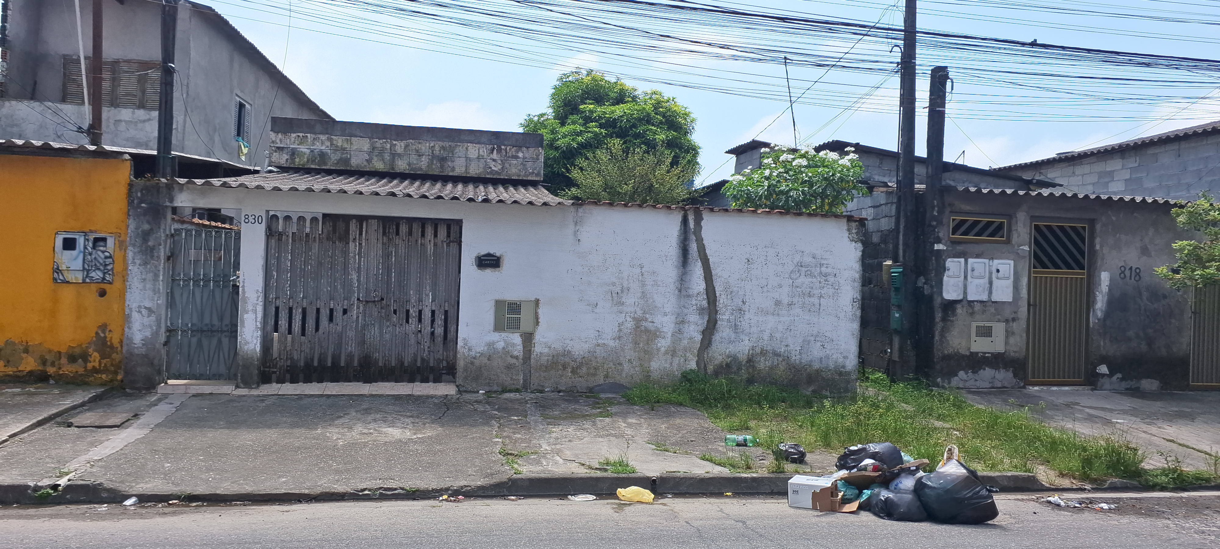 Terreno à Venda, 280 m²em Anhanguera - Praia Grande