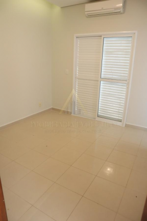 Imagem Casa de Condomínio com 3 Quartos à Venda, 200 m² em Helvétia Polo Country - Indaiatuba