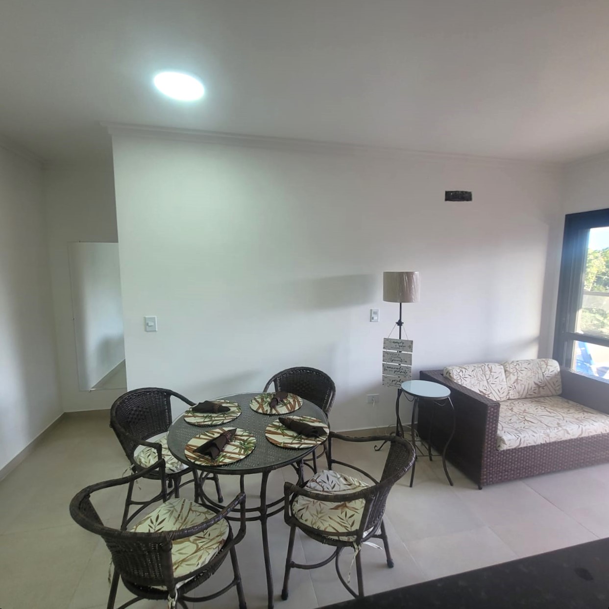 Imagem Apartamento com 2 Quartos à Venda, 72 m²em Itaguá - Ubatuba