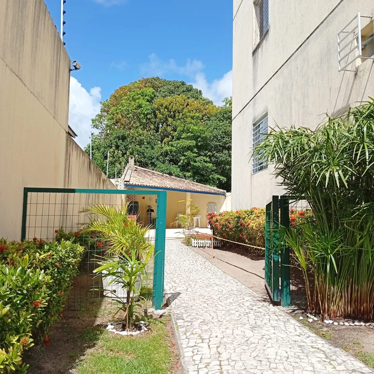 Imagem Apartamento com 2 Quartos à Venda, 72 m² em Vilas do Atlântico - Lauro de Freitas