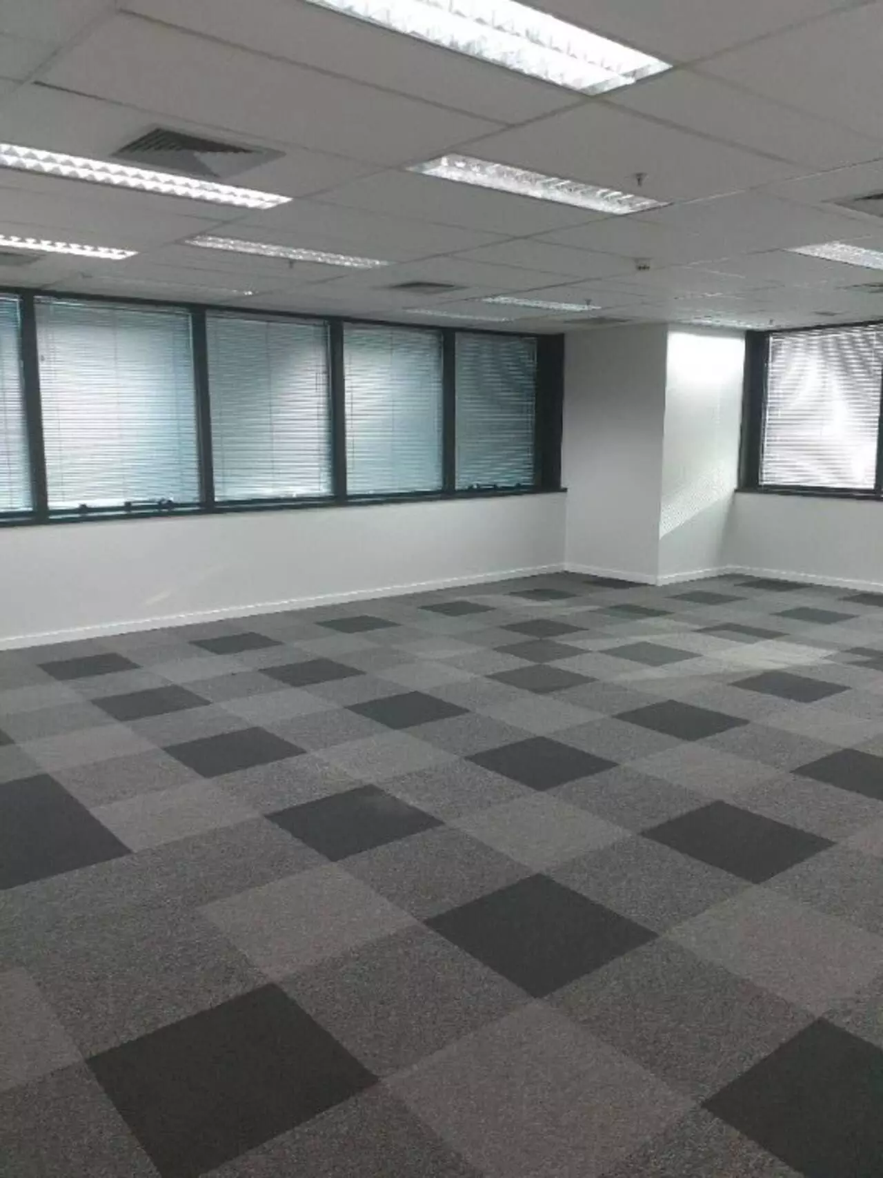 Foto do imóvel: Sala Comercial à Venda ou Locação, 775 m² em Pinheiros - São Paulo