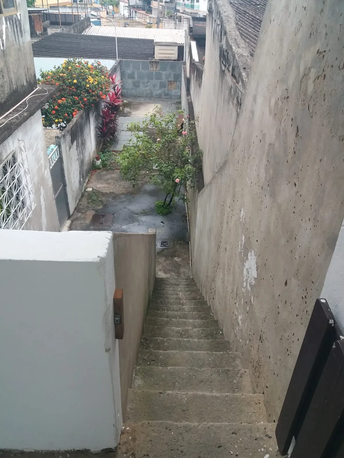 Imagem Casa com 5 Quartos à Venda, 180 m² em Guadalupe - Rio de Janeiro