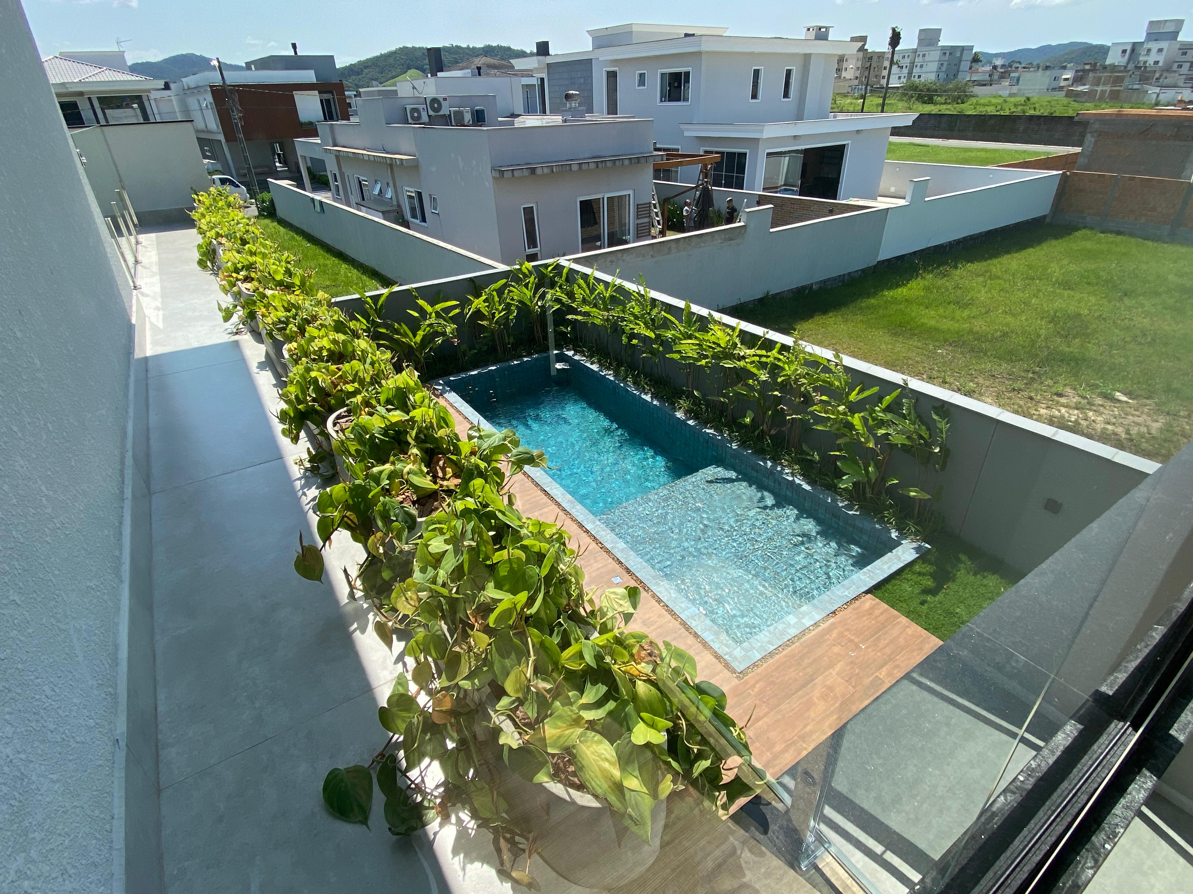 Imagem Casa com 4 Quartos à Venda, 370 m²em Santa Regina - Camboriú