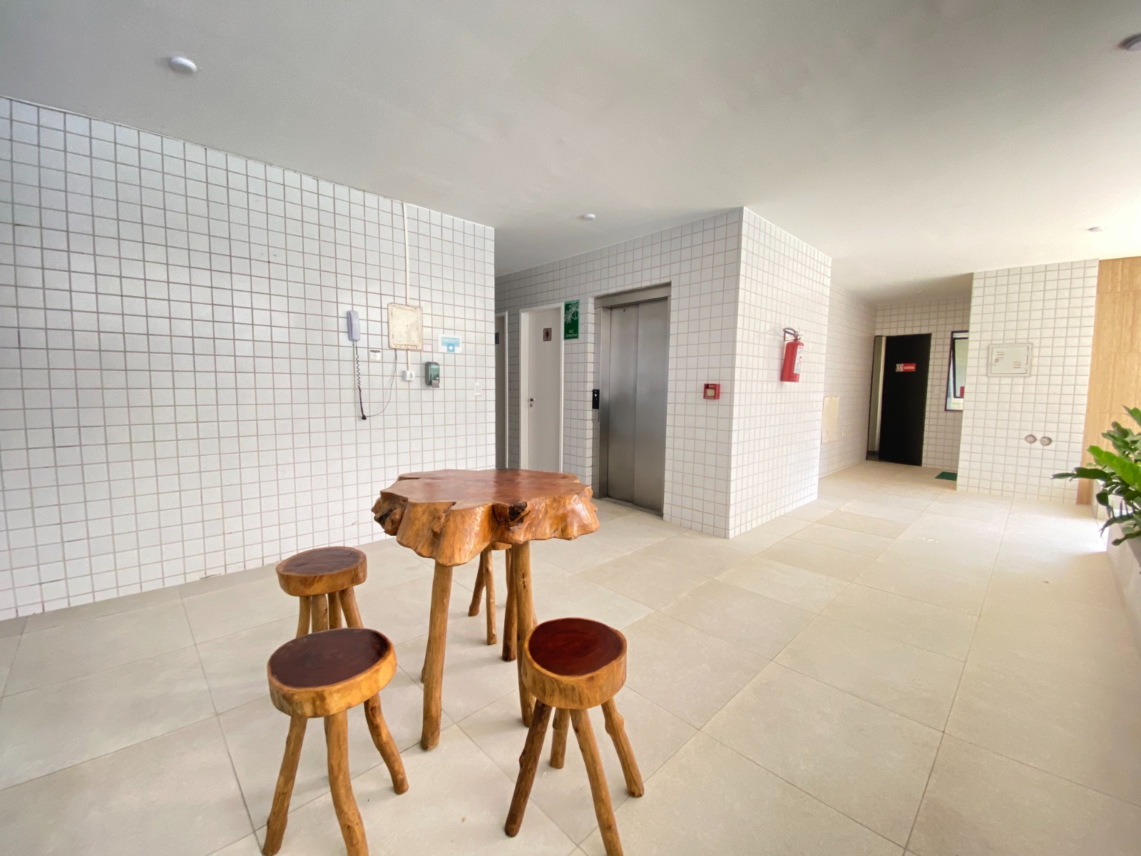 Imagem Apartamento com 3 Quartos para Alugar, 82 m²em Boa Viagem - Recife