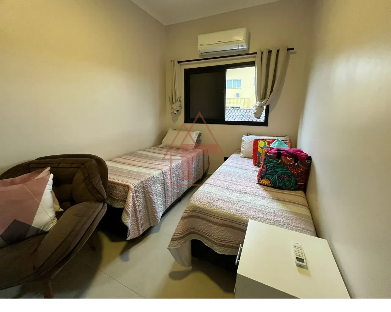 Imagem Sobrado com 2 Quartos à Venda, 70 m² em Vila Ponte Nova - Cubatão