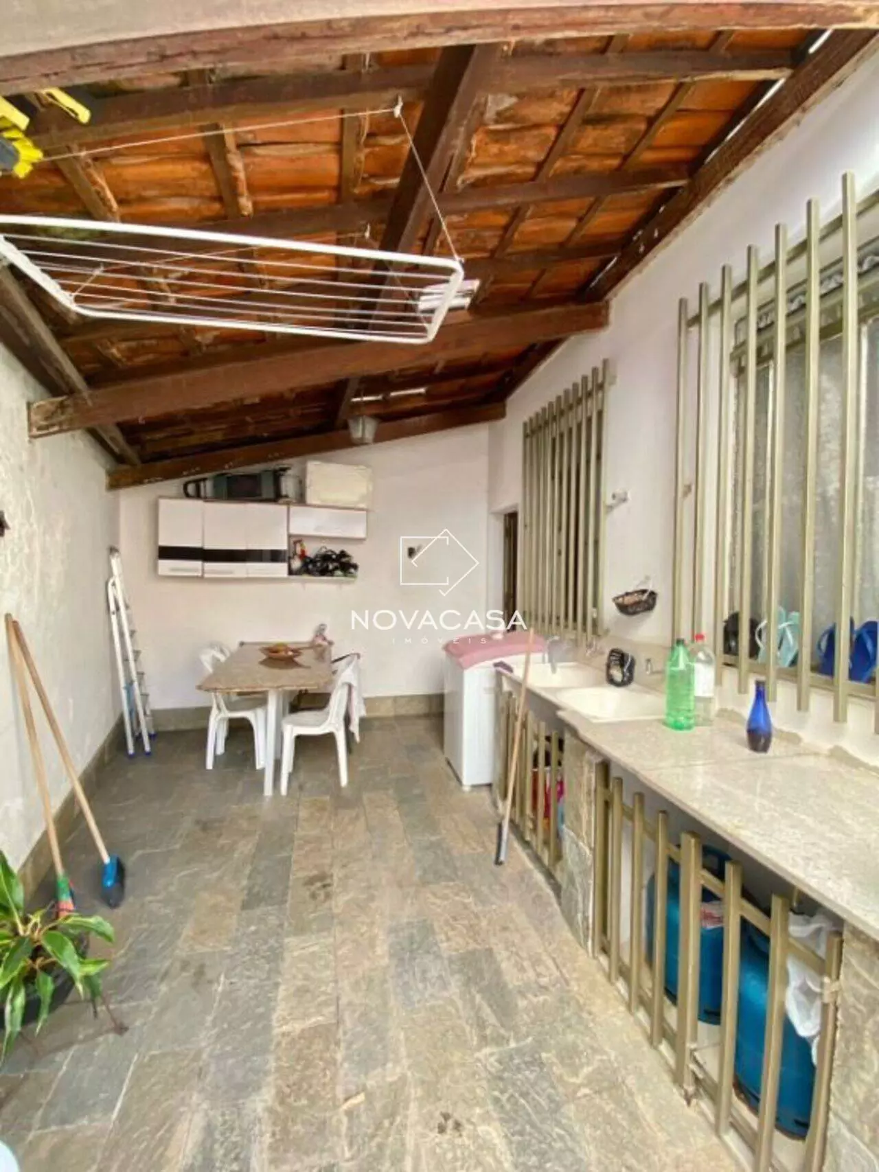 Imagem Casa com 2 Quartos à Venda, 90 m² em Planalto - Belo Horizonte