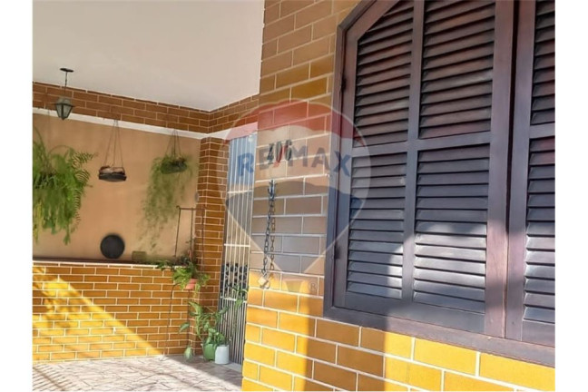Imagem Casa com 5 Quartos à Venda, 134 m² em Sete Pontes - São Gonçalo