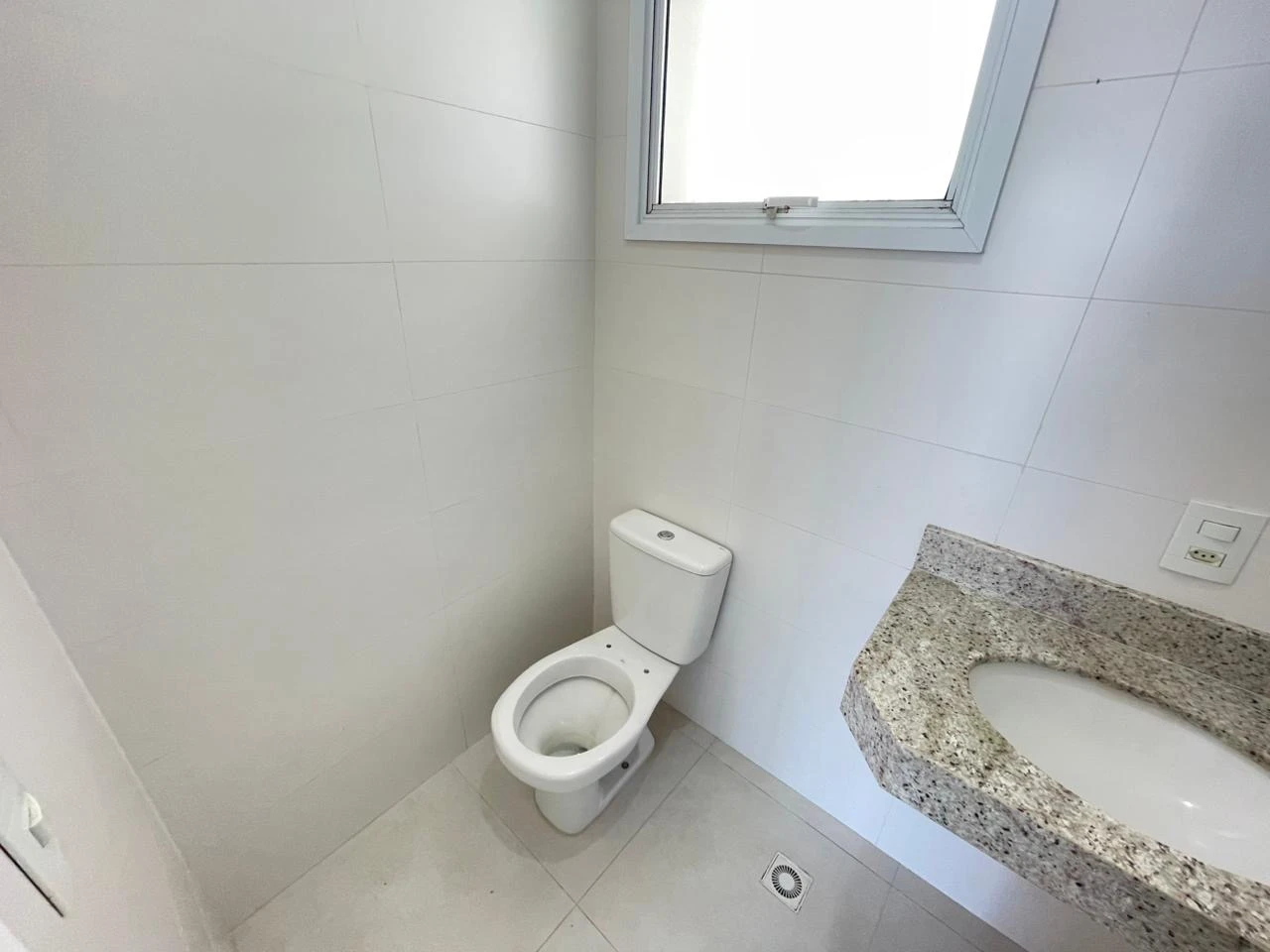 Imagem Apartamento com 3 Quartos à Venda, 130 m² em Parque Balneário Poiares - Caraguatatuba