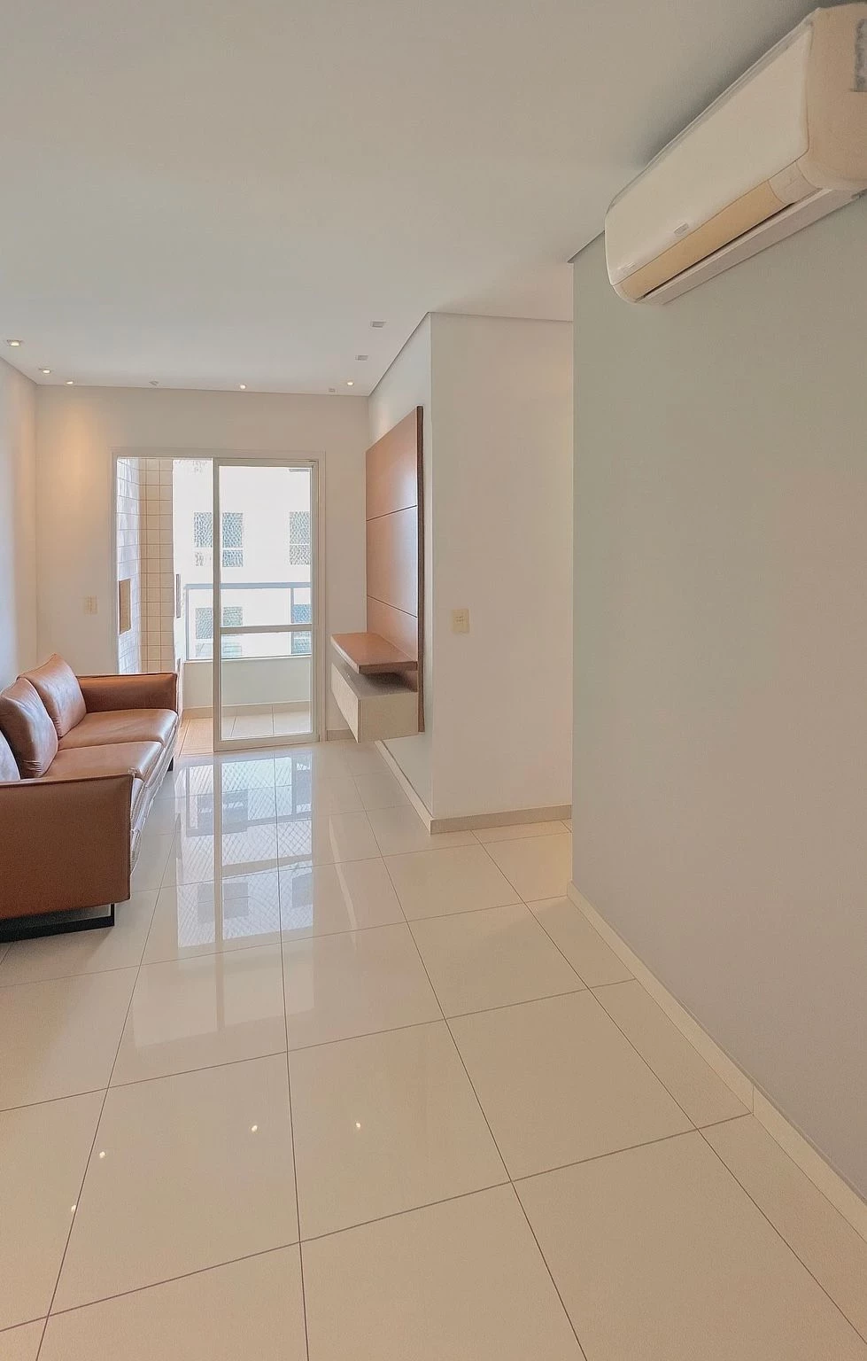 Imagem Apartamento com 2 Quartos à Venda, 77 m² em Ponta da Praia - Santos Imagem Apartamento com 2 Quartos à Venda, 77 m² em Ponta da Praia - Santos