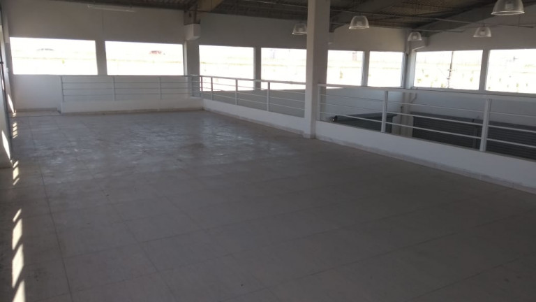 Galpão à Venda, 360 m² em Caiçara - Praia Grande
