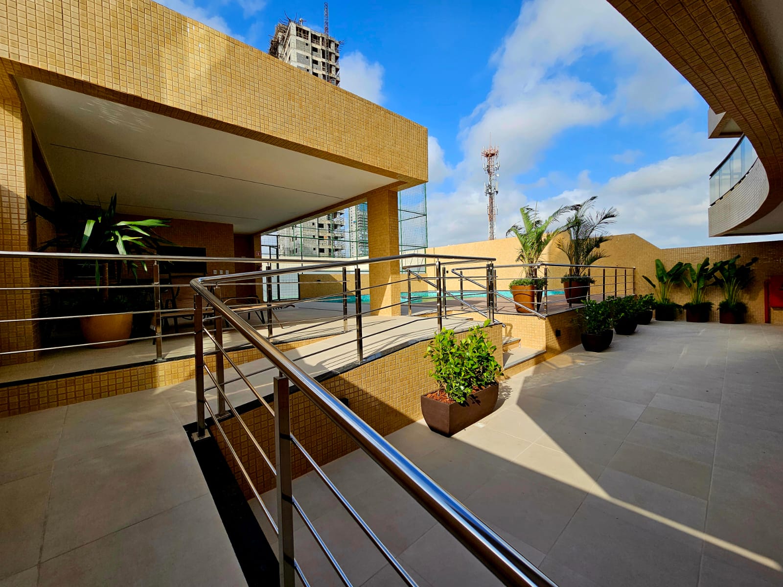 Imagem Apartamento com 3 Quartos para Alugar, 79 m²em Telégrafo - Belém