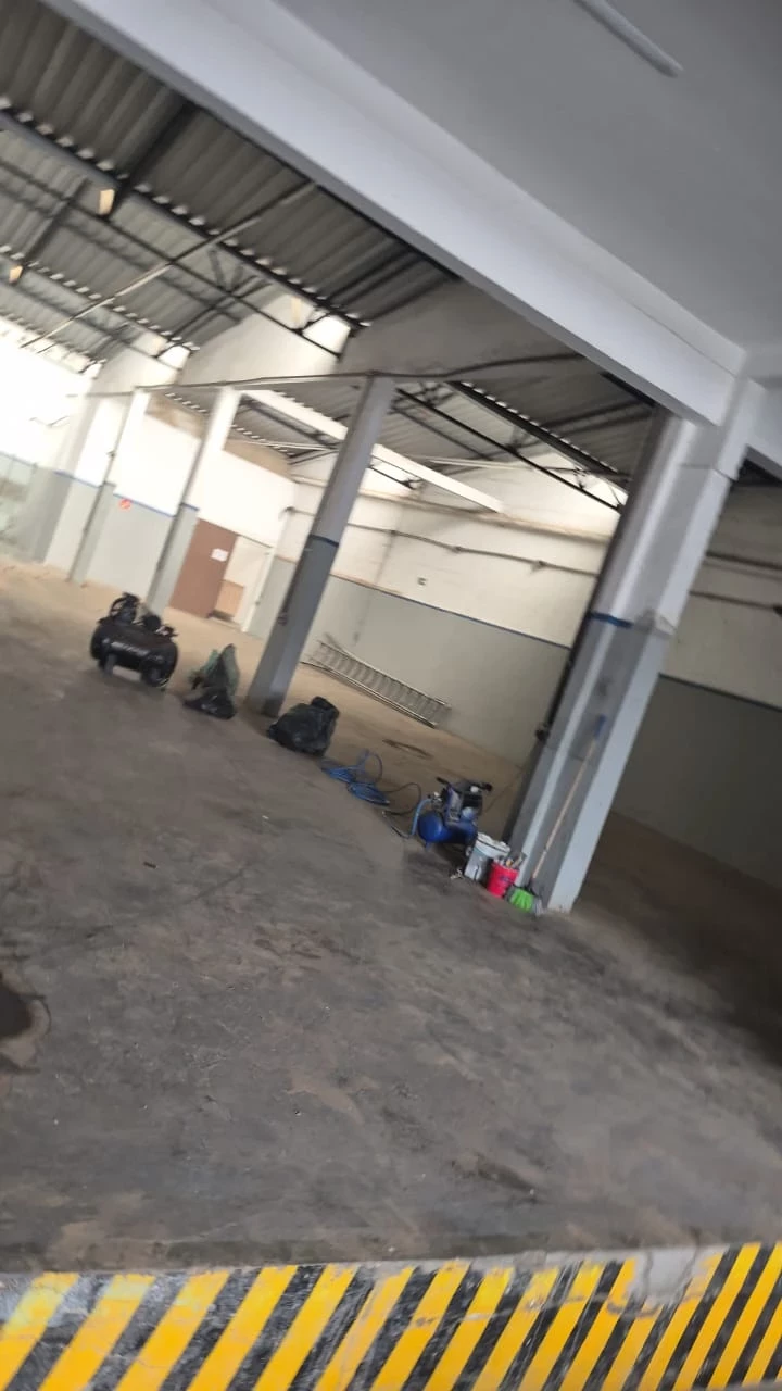 Imagem Galpão para Alugar, 566 m² em Vila Anastácio - São Paulo