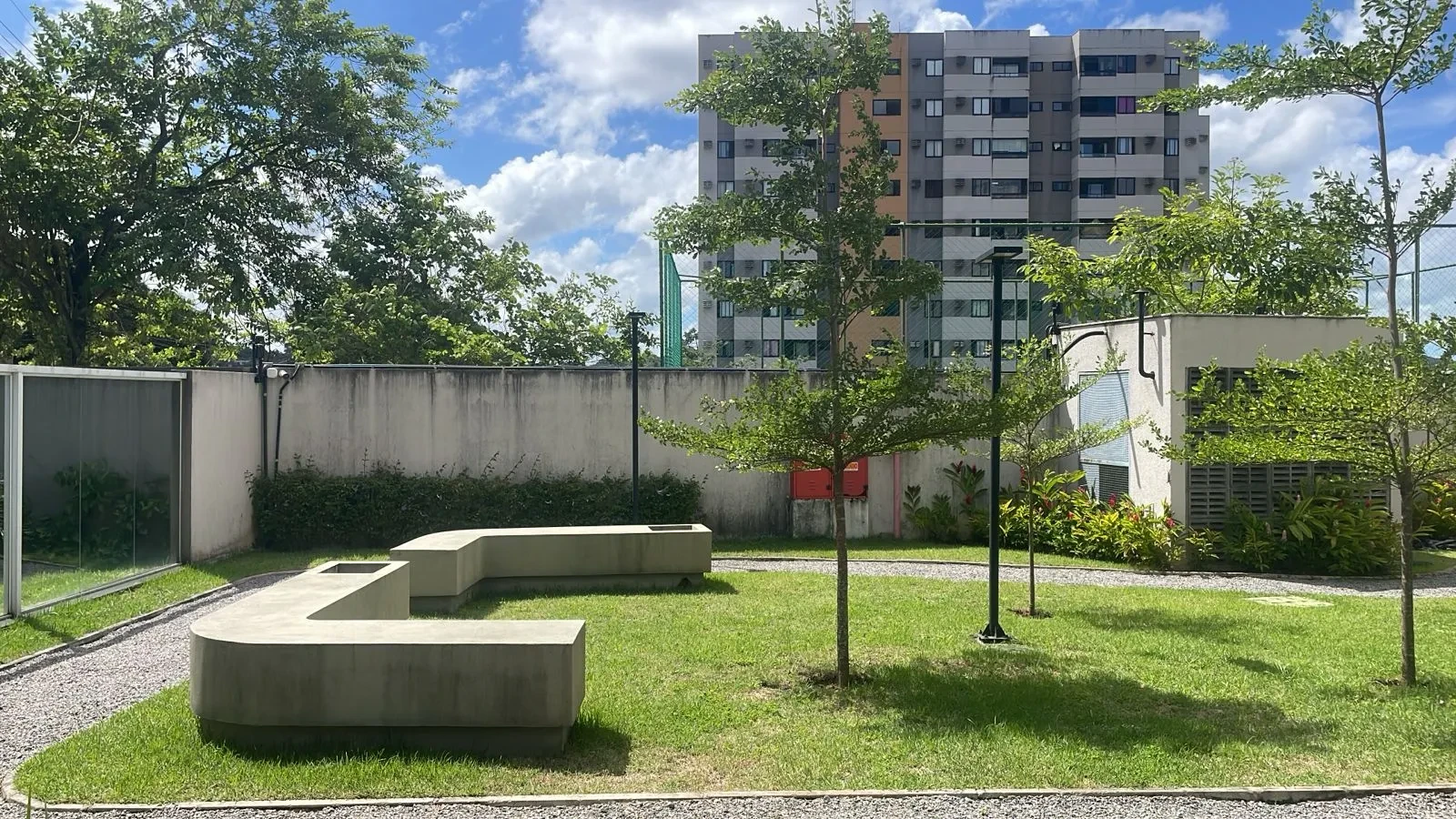 Imagem Apartamento com 2 Quartos à Venda, 45 metros em Caxangá - Recife