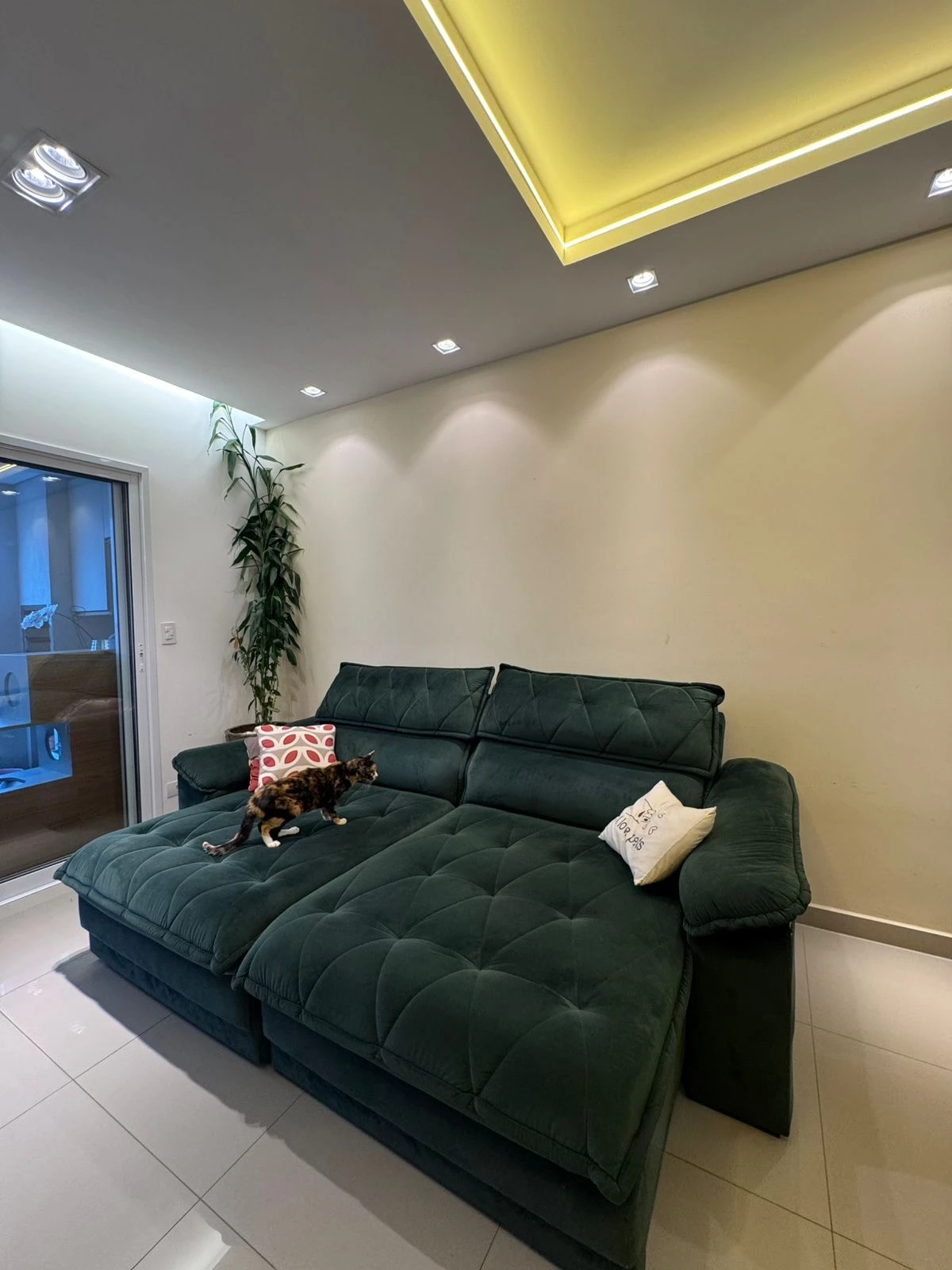 Foto do imóvel: Apartamento com 3 Quartos à Venda ou Locação, 101 m² em Sumaré - Caraguatatuba