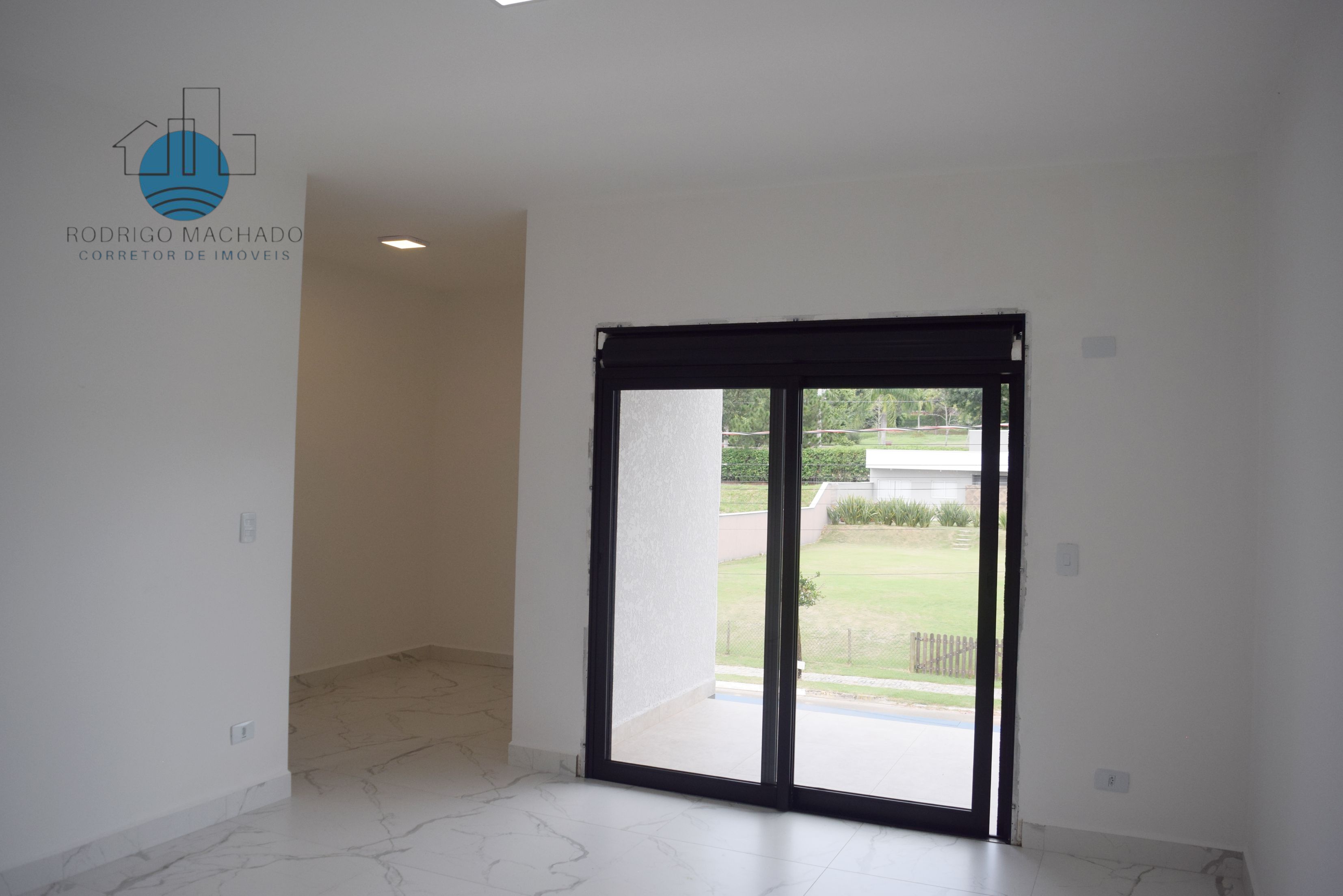 Imagem Sobrado com 4 Quartos à Venda, 252 m² em Condomínio Residencial Shamballa II - Atibaia