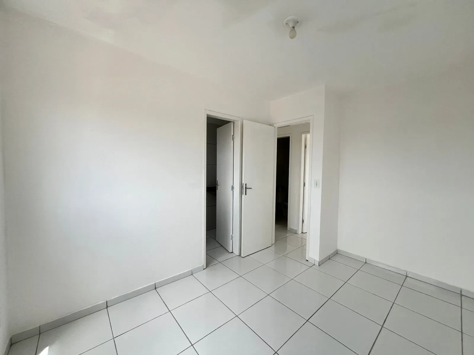 Imagem Apartamento com 2 Quartos à Venda, 57 m² em Nova Esperança - Parnamirim