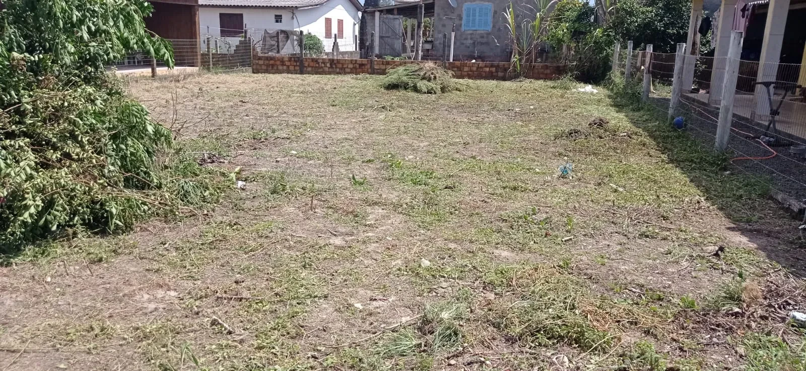 Foto do imóvel: Terreno à Venda, 300 m² em Balneário Gaivota - Balneário Gaivota