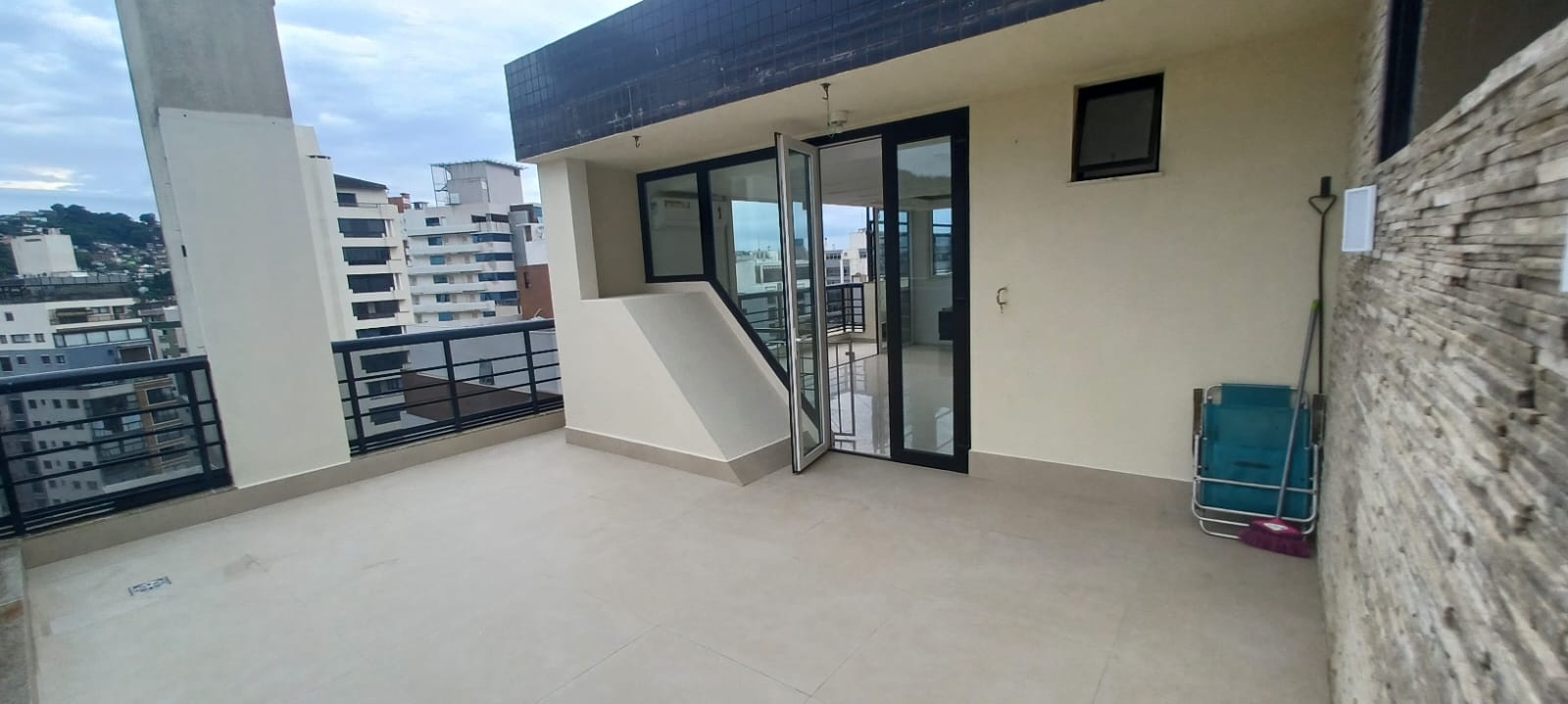 Imagem Cobertura com 3 Quartos à Venda, 240 m²em Centro - Florianópolis