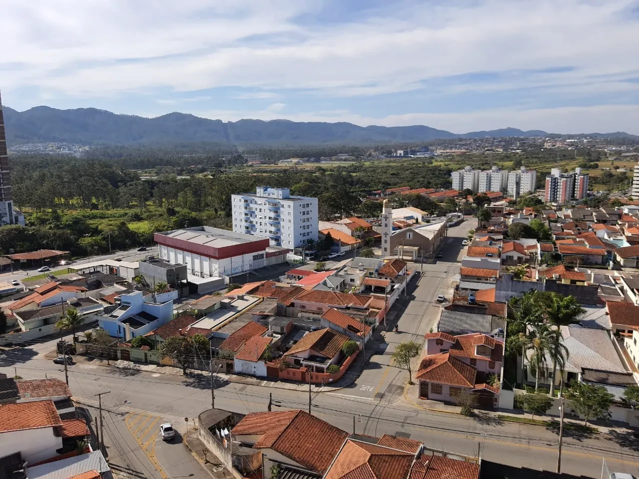 Imagem Apartamento com 1 Quarto para Alugar, 114 metros em Jardim Armênia - Mogi das Cruzes