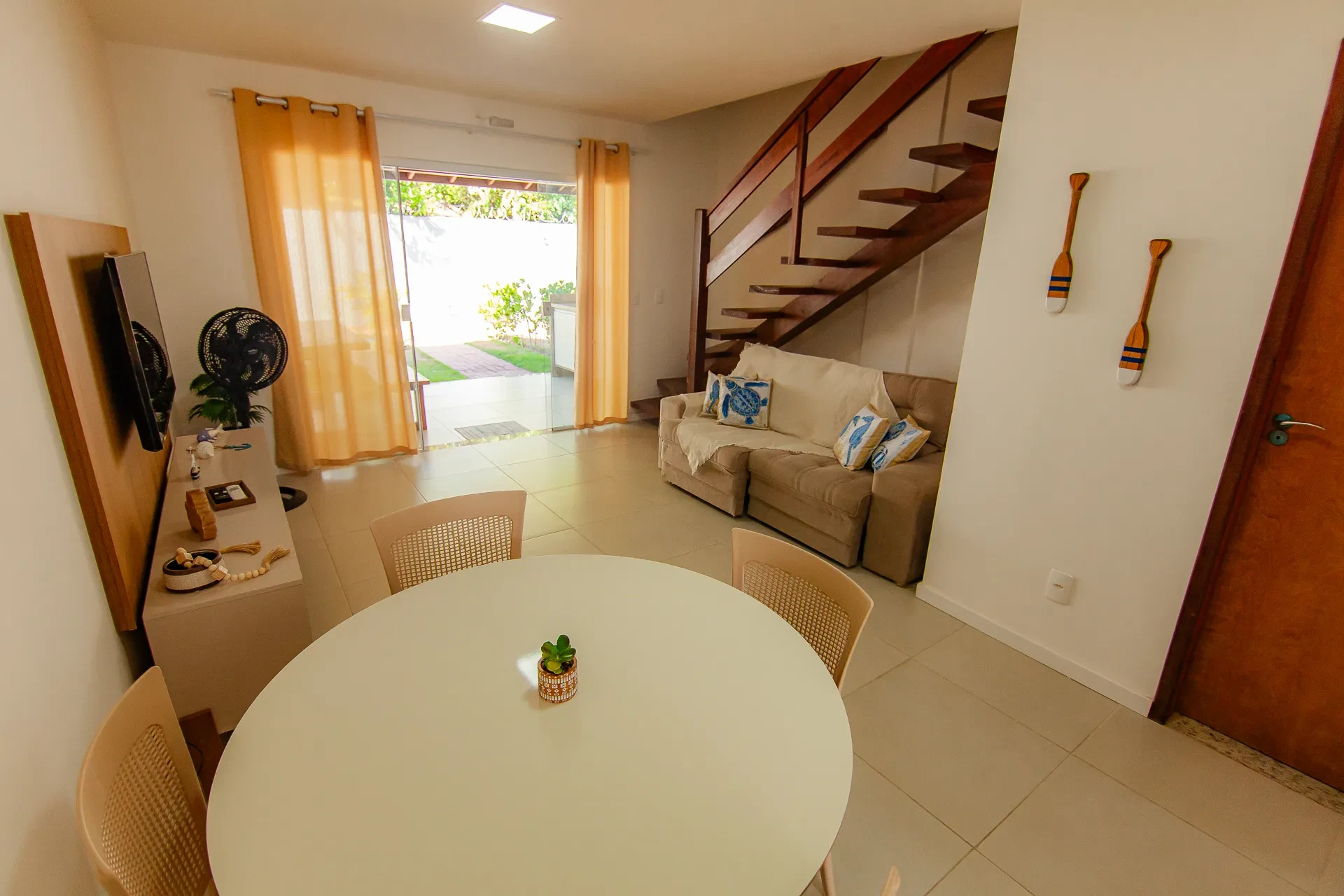 Imagem Casa de Condomínio com 3 Quartos à Venda ou Temporada, 100 m² em Imbassaí - Mata de São João