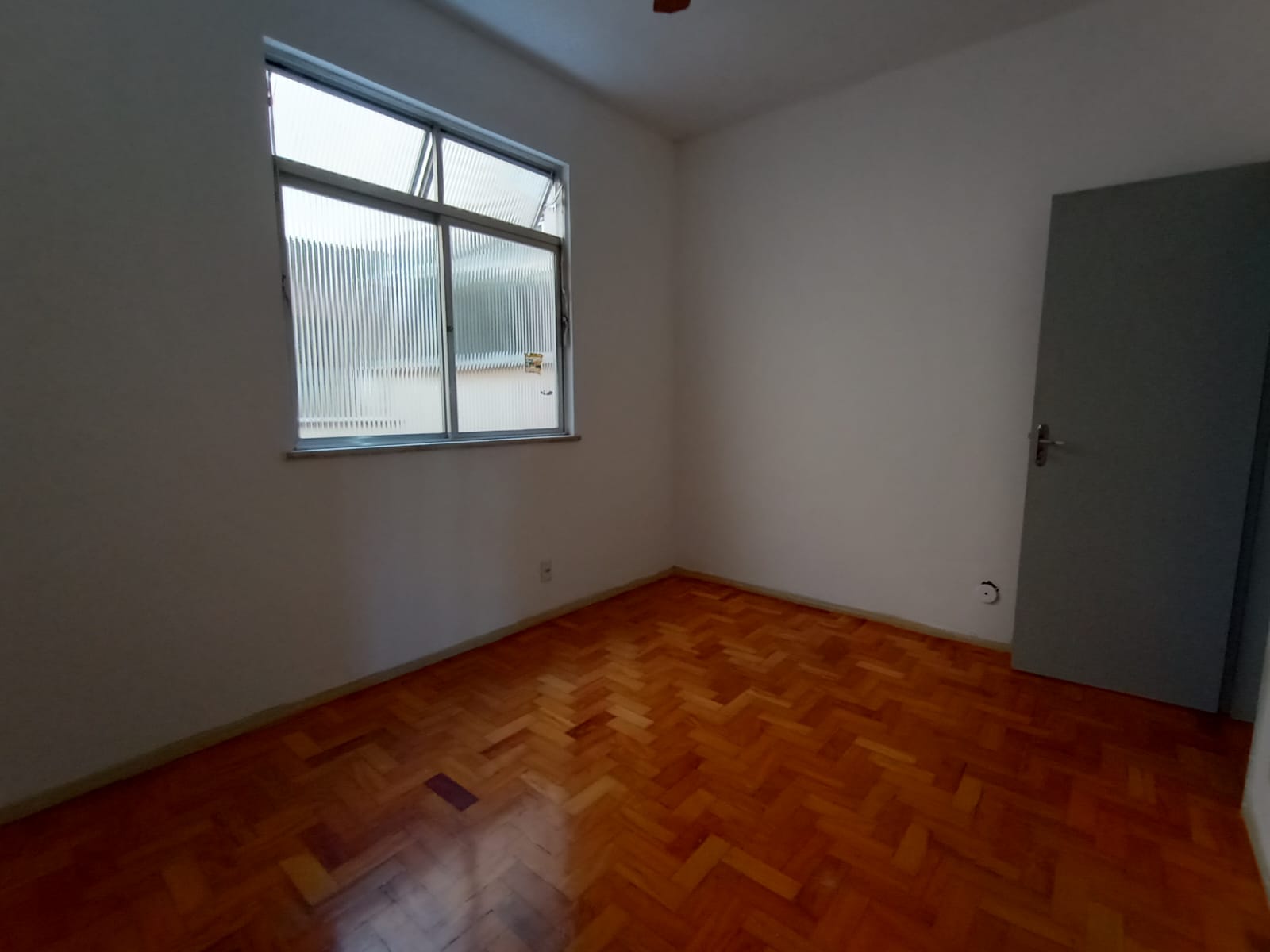 Imagem Apartamento com 2 Quartos à Venda, 70 m²em Bancários - Rio de Janeiro