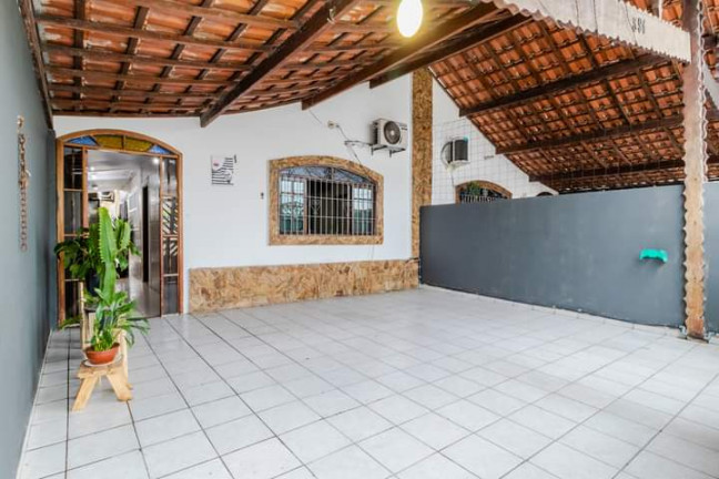 Casa com 3 Quartos à Venda, 110 m² em Sítio do Campo - Praia Grande