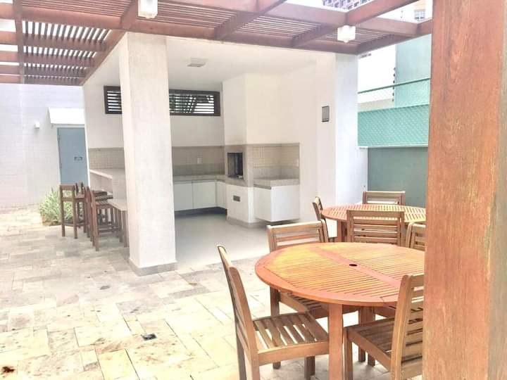 Imagem Apartamento com 4 Quartos à Venda, 228 m²em Petrópolis - Natal
