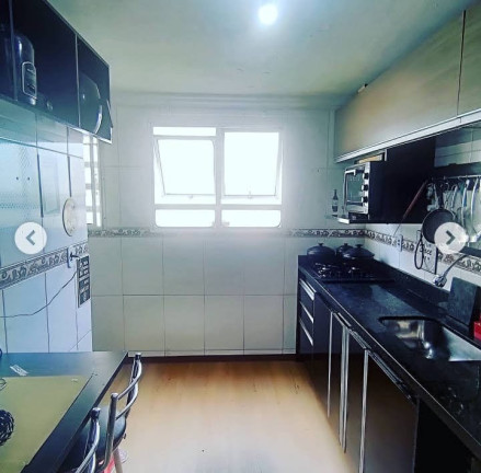 Imagem Apartamento com 2 Quartos à Venda, 55 m² em Vila Silva Ribeiro - Carapicuíba