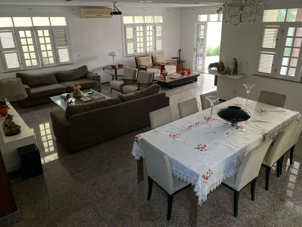 Imagem Casa com 5 Quartos para Alugar, 435 m²em Engenheiro Luciano Cavalcante - Fortaleza