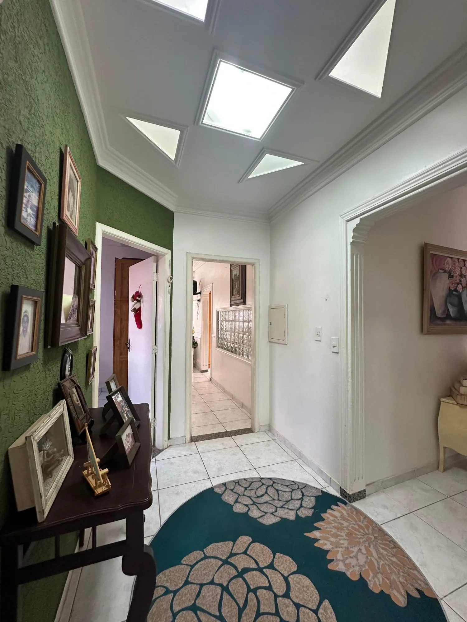 Imagem Casa com 3 Quartos à Venda ou Locação, 247 m² em Jardim Itália - Cuiabá