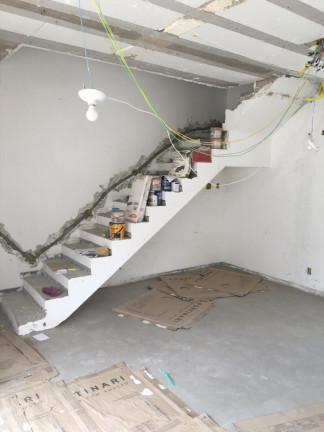 Imagem Casa com 3 Quartos à Venda, 125 m² em Portais (Polvilho) - Cajamar