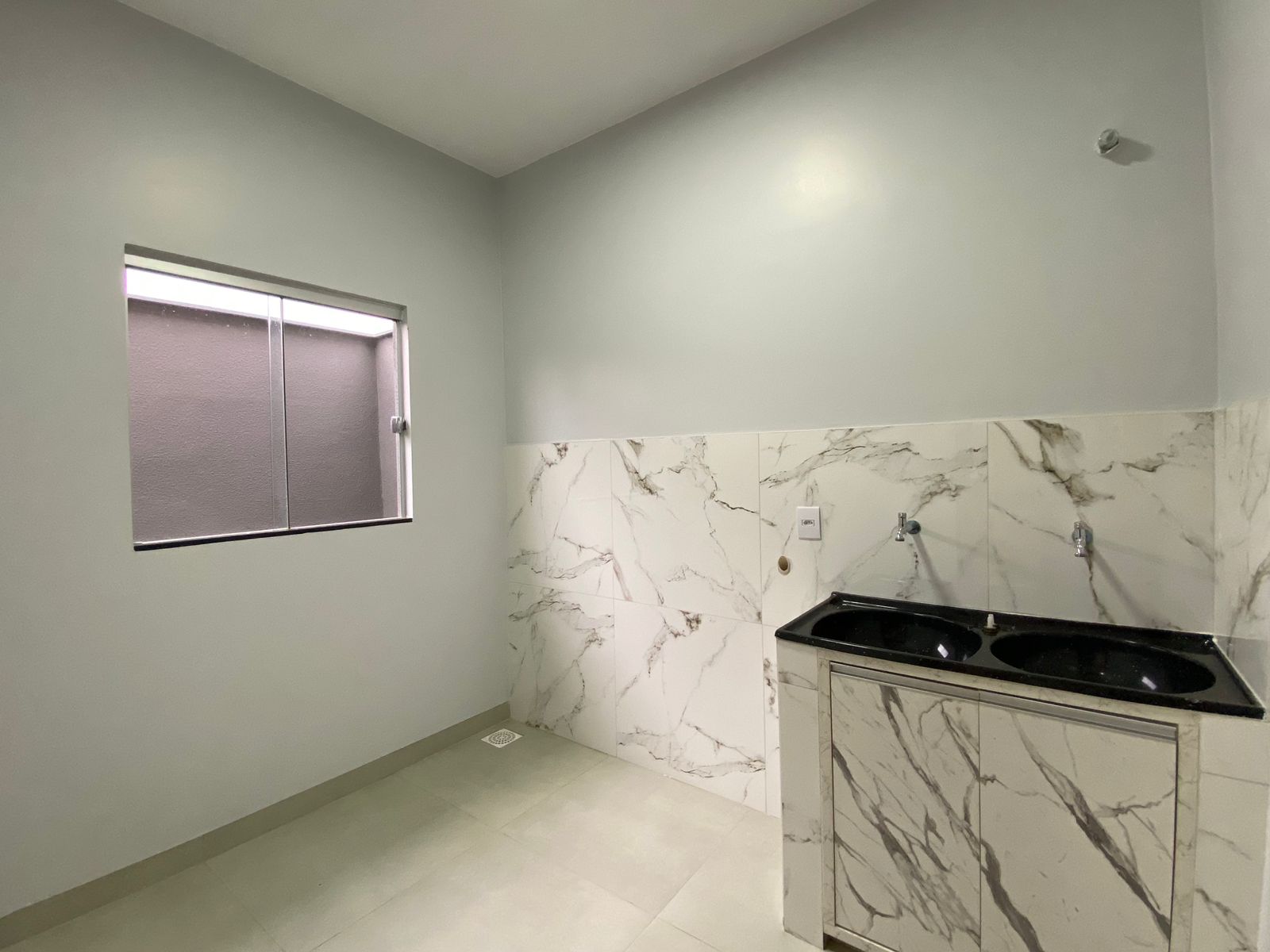 Imagem Casa com 3 Quartos à Venda, 126 m²em Loteamento Gameleira - Rio Verde