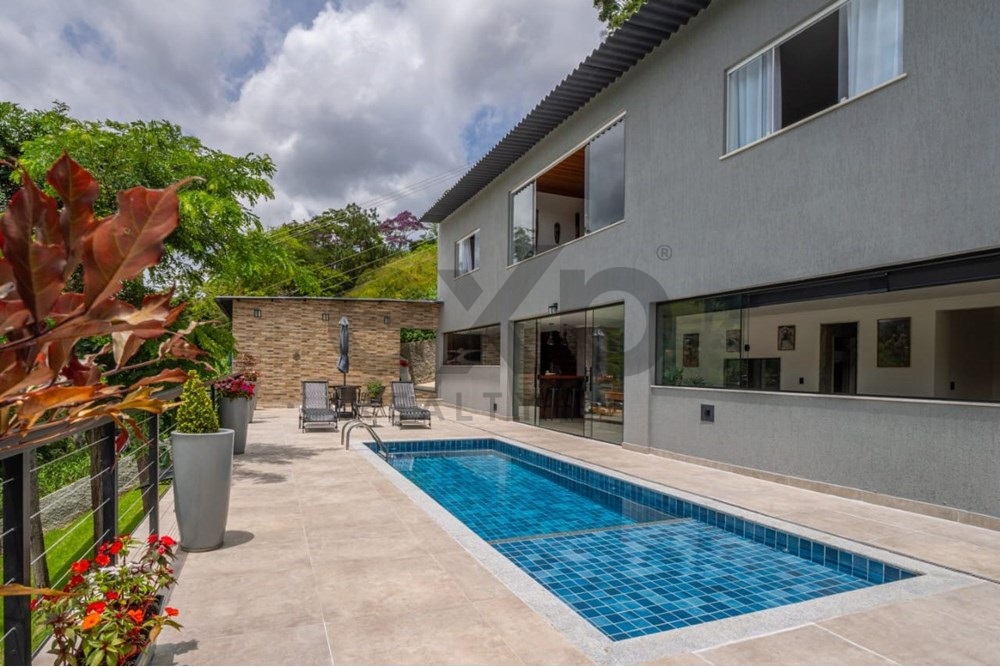 Foto do imóvel: Casa de Condomínio com 5 Quartos à Venda, 608 m² em Itaipava - Petrópolis