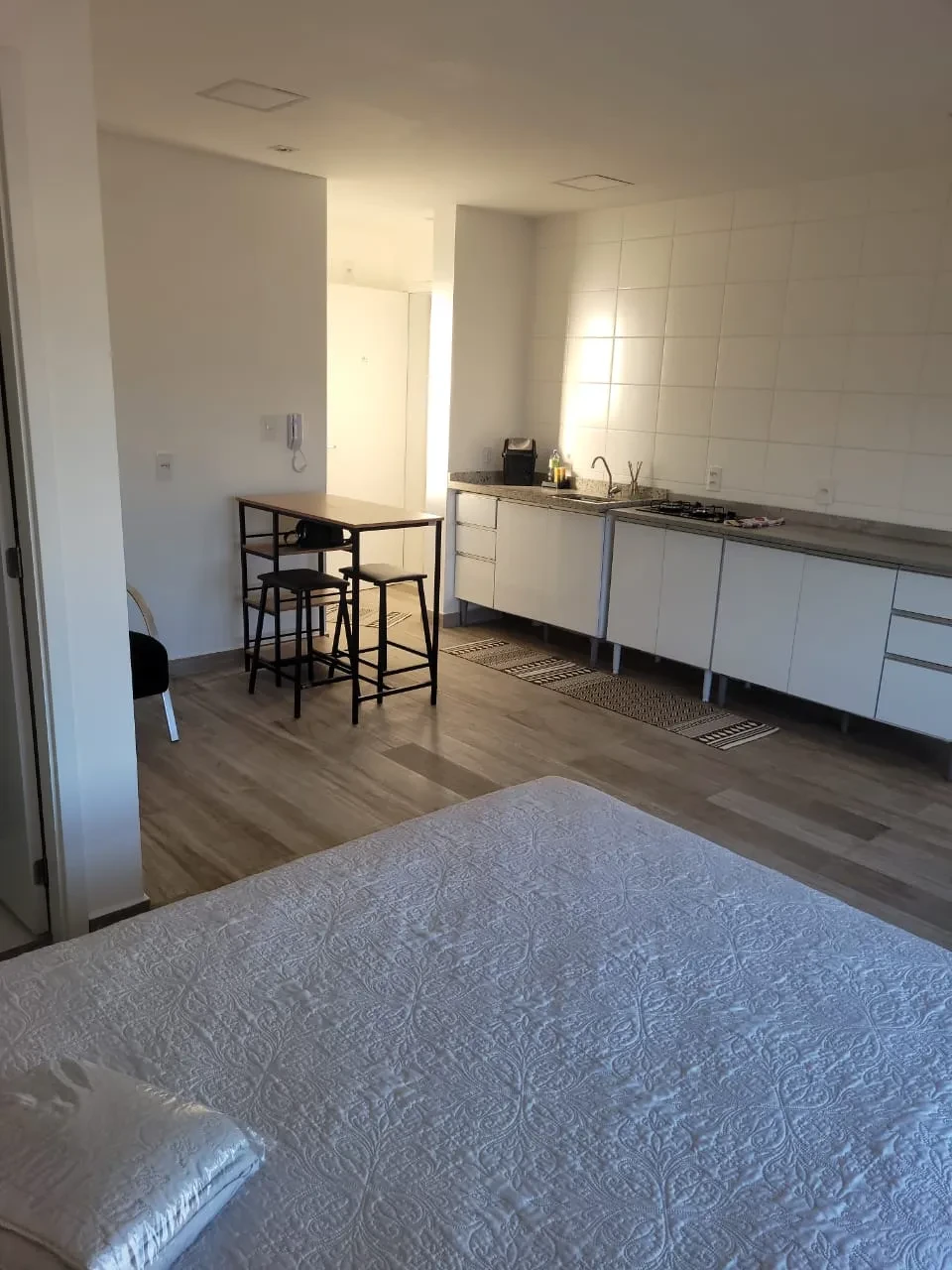 Apartamento com 1 Quarto para Alugar, 28 m² em Centro - Mogi das Cruzes