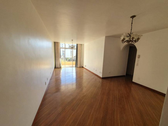 Apartamento com 2 Quartos à Venda,  em Botafogo - Rio de Janeiro