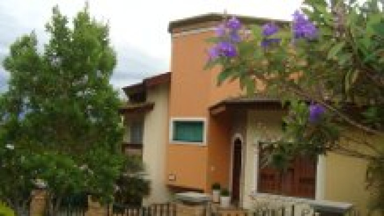Imagem Sobrado com 4 Quartos à Venda, 418 m² em Condomínio Flamboyant-B - Atibaia
